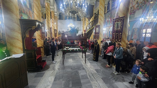 Царски часови и Вечерна богослужба на Велики петок во Куманово