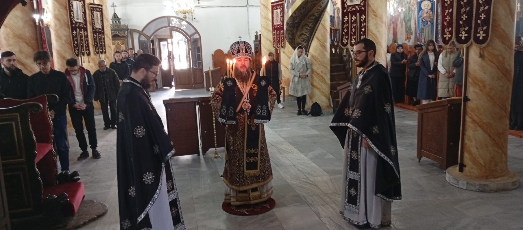 Велика среда – Литургија на претходноосветени дарови