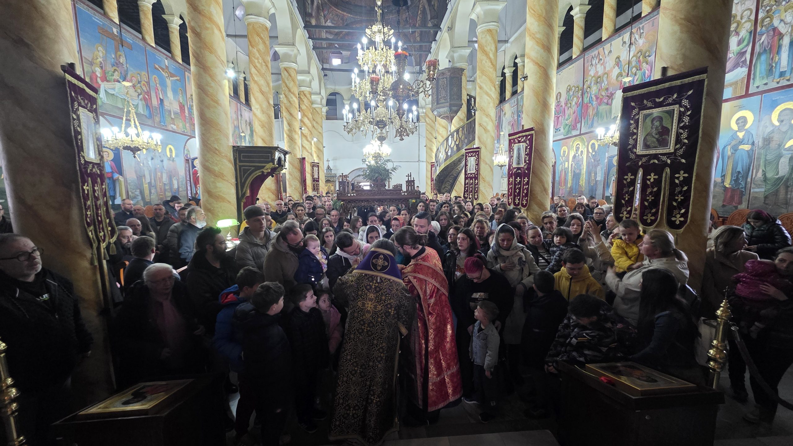 Василиева Литургија на Велика Сабота