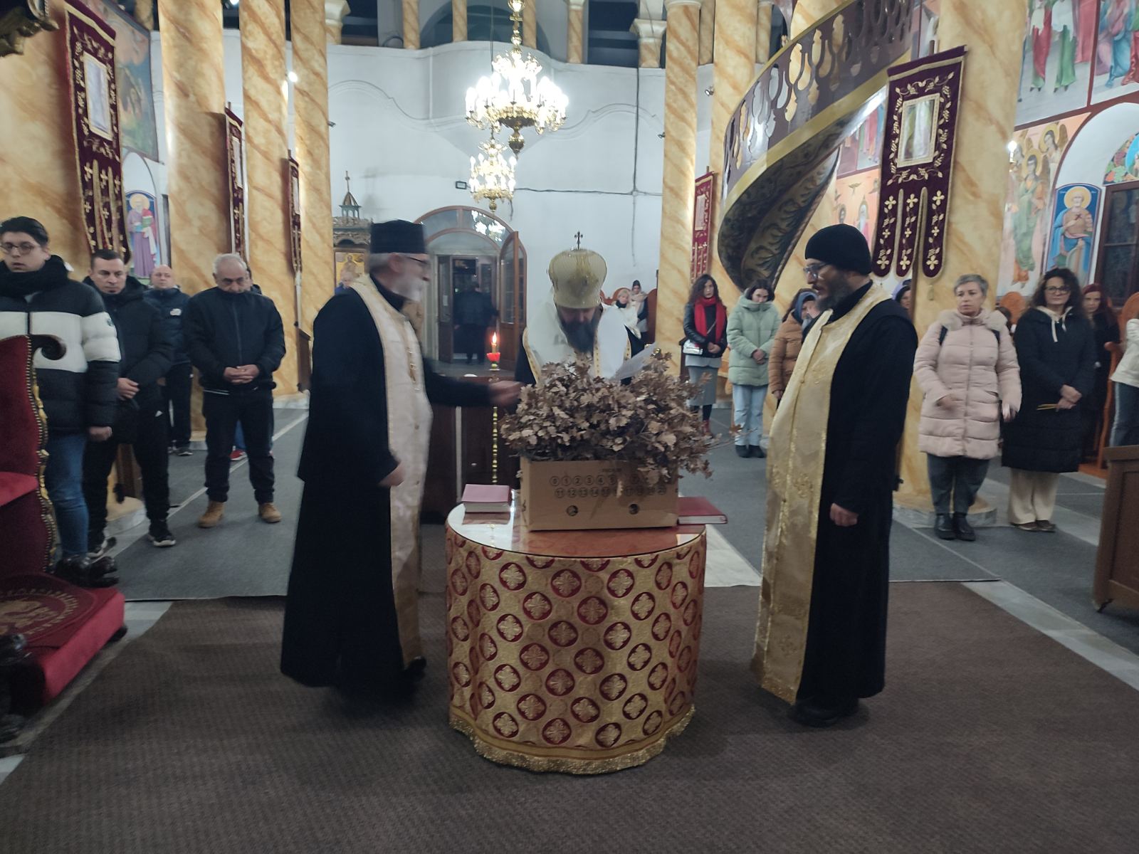 Велико Повечерие на Бадник