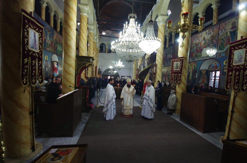 Утрена богослужба, Царски часови и Вечерна со Света Василиева Литургија на Бадник